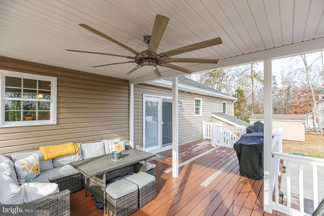 8515 FOUNDRY RUN DR, Fredericksburg, VA 22408