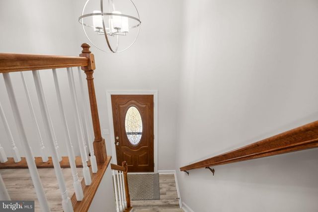 8515 FOUNDRY RUN DR, Fredericksburg, VA 22408