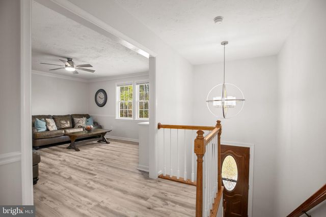 8515 FOUNDRY RUN DR, Fredericksburg, VA 22408