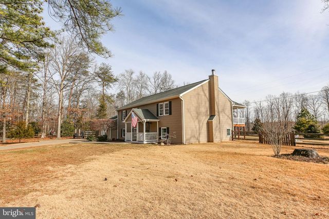8515 FOUNDRY RUN DR, Fredericksburg, VA 22408