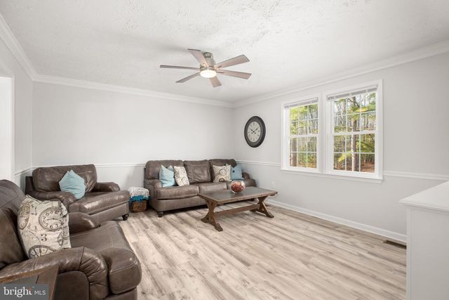 8515 FOUNDRY RUN DR, Fredericksburg, VA 22408