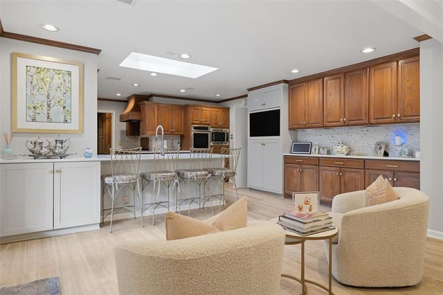 1222 Kenilworth Road, Oklahoma City, OK 73114