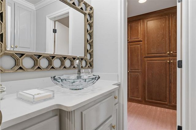 1222 Kenilworth Road, Oklahoma City, OK 73114