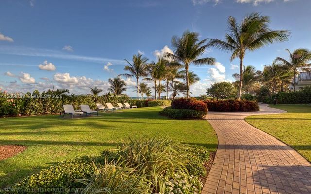 50 S Pointe Dr 2102, Miami Beach, FL 33139