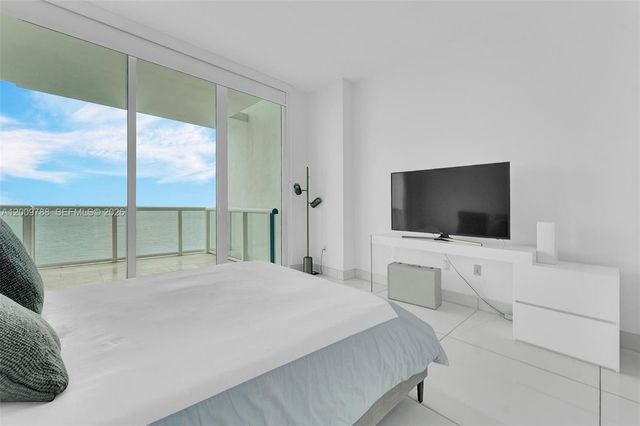 50 S Pointe Dr 2102, Miami Beach, FL 33139