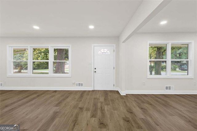 650 Bolton Road NW, Atlanta, GA 30331