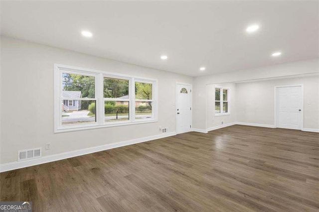 650 Bolton Road NW, Atlanta, GA 30331