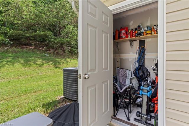 6518 Ashebrook Drive, High Point, NC 27265