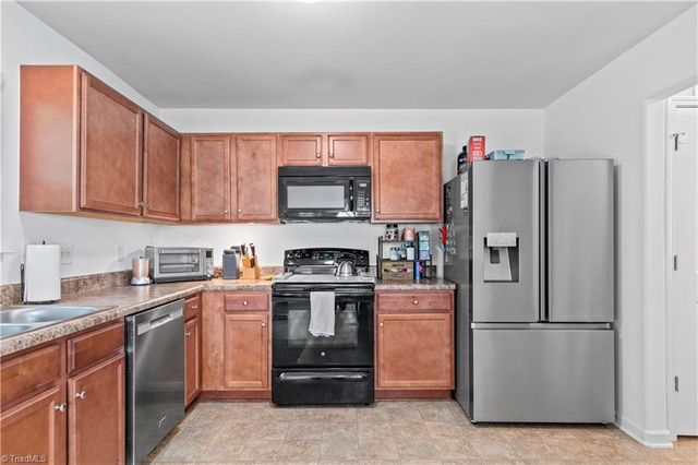 6518 Ashebrook Drive, High Point, NC 27265