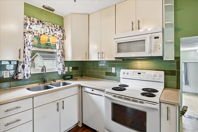 1263 Honeysuckle Lane, Charleston, SC 29412