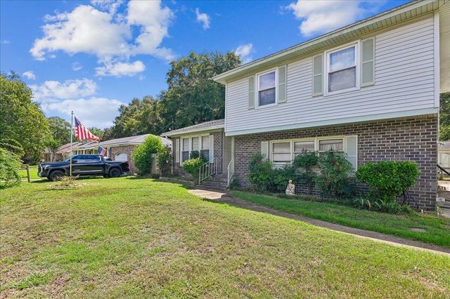 1263 Honeysuckle Lane, Charleston, SC 29412