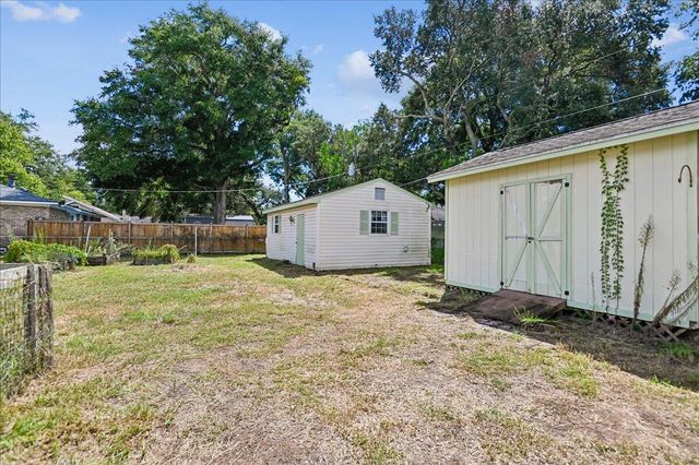 1263 Honeysuckle Lane, Charleston, SC 29412
