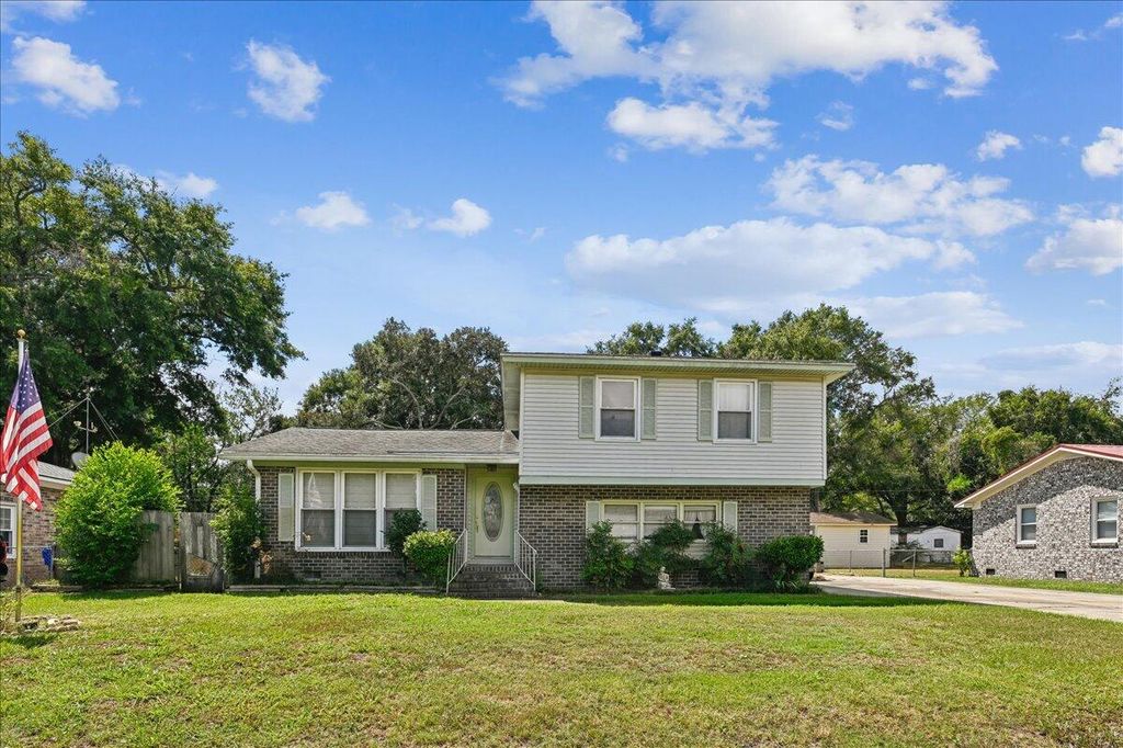 1263 Honeysuckle Lane, Charleston, SC 29412