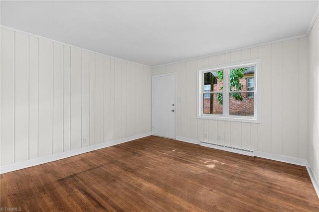 1114 W Academy Street, Winston-salem, NC 27101
