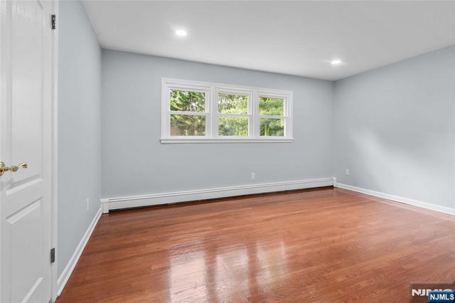 230 Orchard Drive, Mahwah, NJ 07430