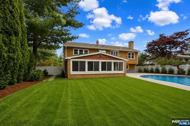230 Orchard Drive, Mahwah, NJ 07430