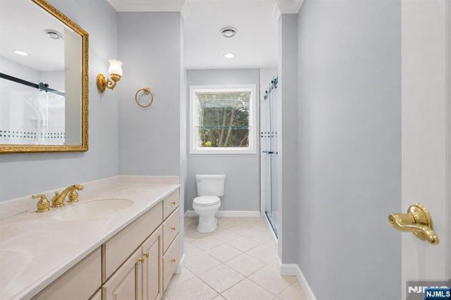 230 Orchard Drive, Mahwah, NJ 07430