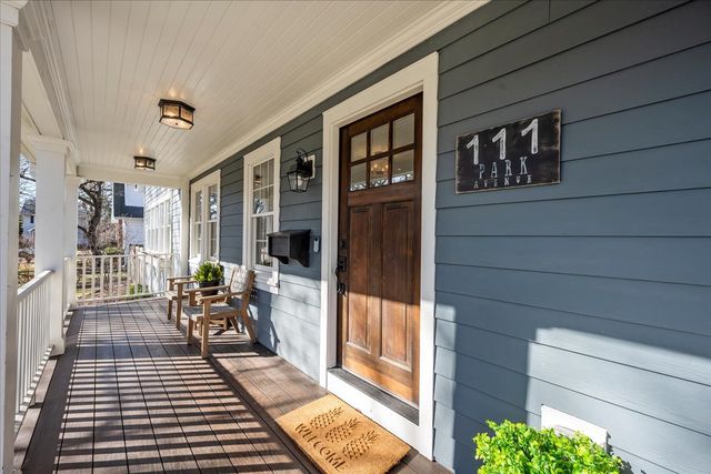 111 Park Avenue, Wilmette, IL 60091