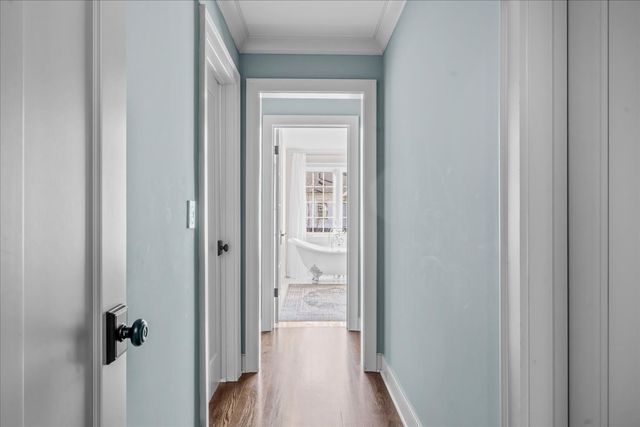 111 Park Avenue, Wilmette, IL 60091