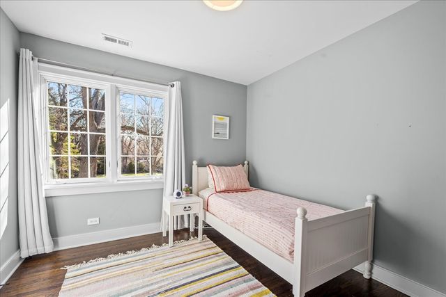 111 Park Avenue, Wilmette, IL 60091