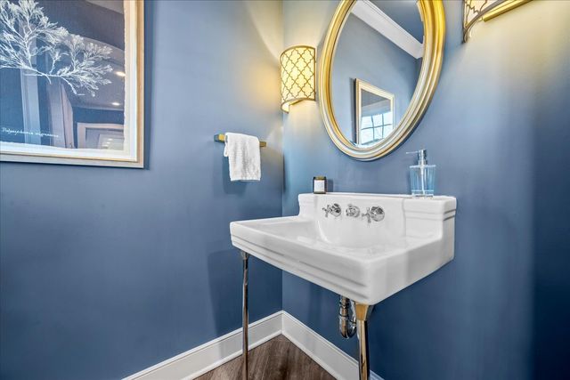 111 Park Avenue, Wilmette, IL 60091