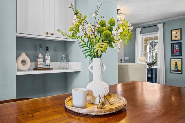 111 Park Avenue, Wilmette, IL 60091