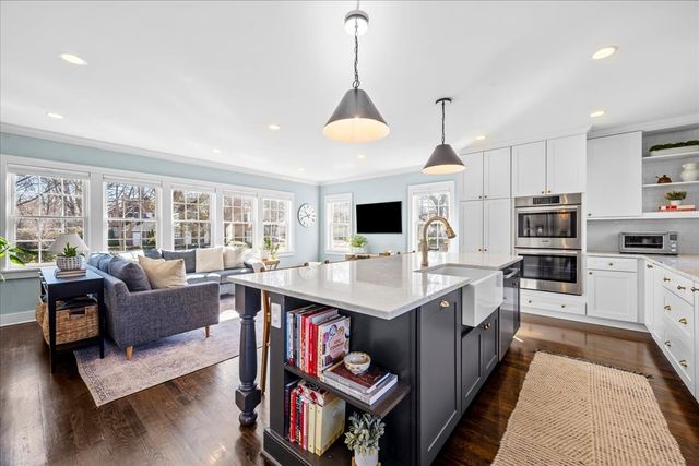 111 Park Avenue, Wilmette, IL 60091