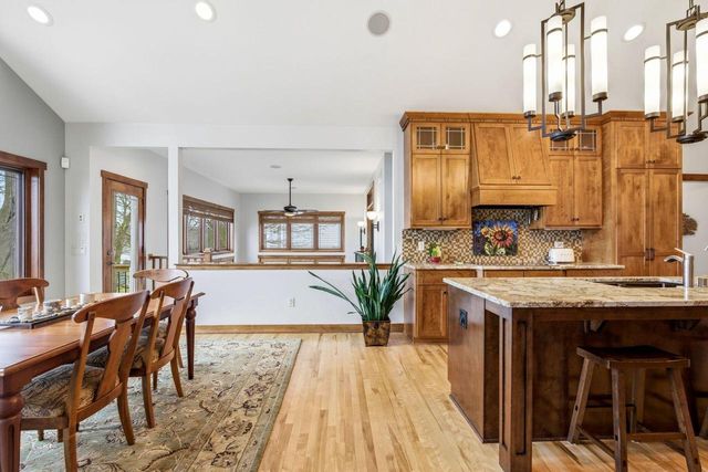 N26W30183 Maple AVENUE, Pewaukee, WI 53072