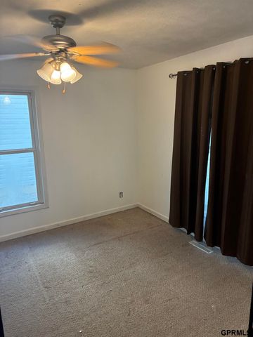 2903 N 42Nd Street, Lincoln, NE 68504