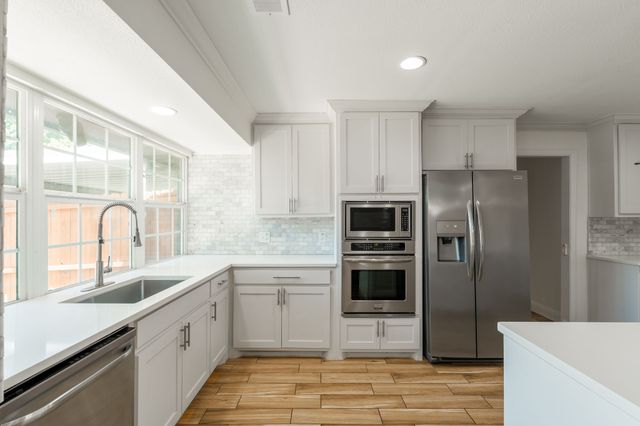 13147 Rosser Road, Farmers Branch, TX 75244