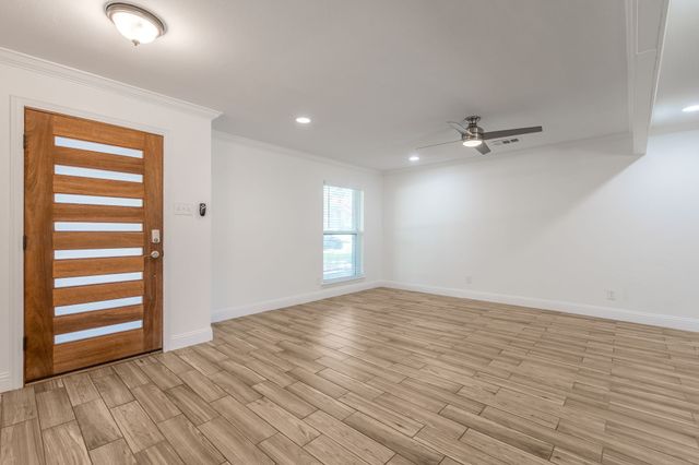 13147 Rosser Road, Farmers Branch, TX 75244