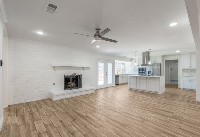 13147 Rosser Road, Farmers Branch, TX 75244