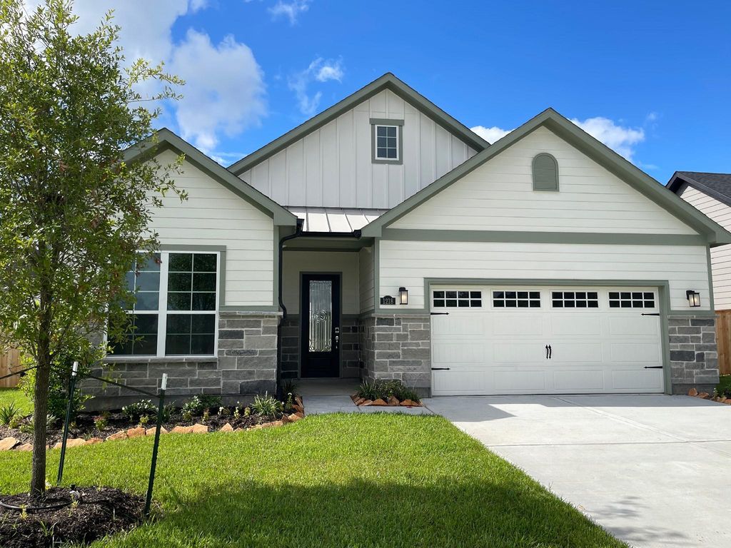 1218 Hidden Oaks Drive, Tomball, TX 77375