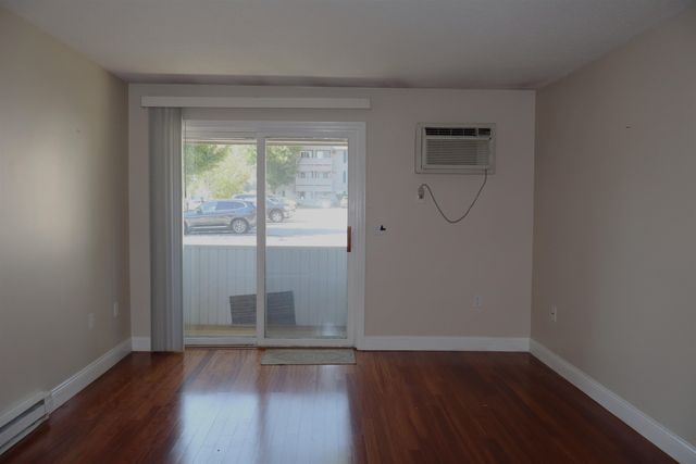 144 Eastern Ave Apt 103, Manchester, NH 03104
