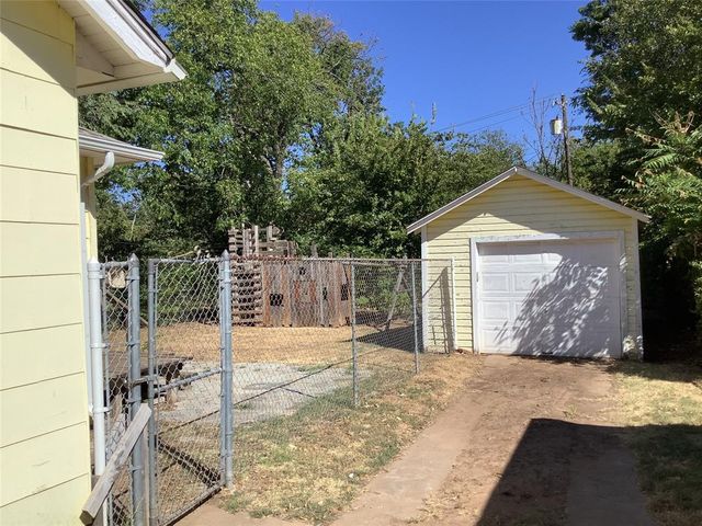 2615 NW 40th Street, Oklahoma City, OK 73112