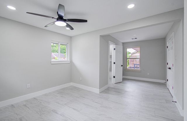 9259 Richland Drive, Houston, TX 77078