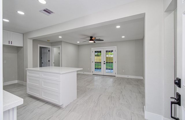 9259 Richland Drive, Houston, TX 77078