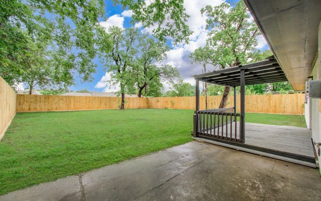 9259 Richland Drive, Houston, TX 77078