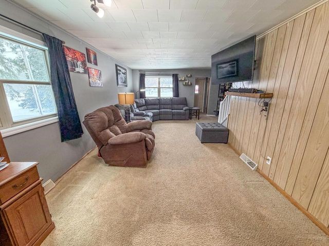 814 4TH AVENUE NORTH, Park Falls, WI 54552