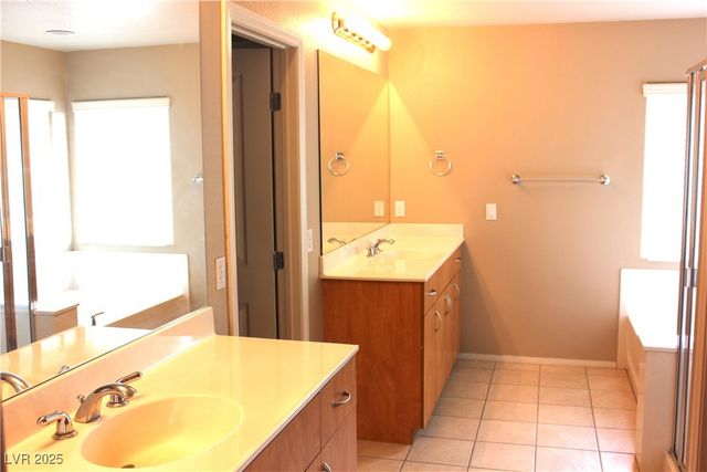 7943 Garden Stone Court, Las Vegas, NV 89149