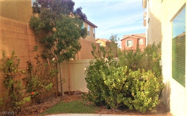 7943 Garden Stone Court, Las Vegas, NV 89149