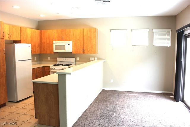 7943 Garden Stone Court, Las Vegas, NV 89149