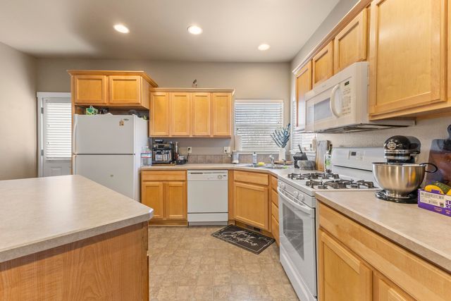 20702 Beaumont Drive, Bend, OR 97701