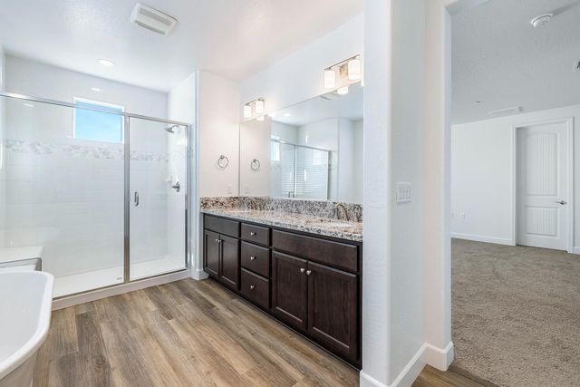 2078 N Laverne Avenue, Fresno, CA 93727