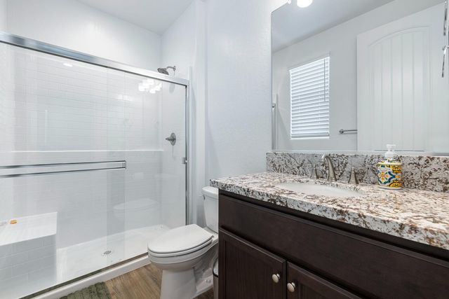 2078 N Laverne Avenue, Fresno, CA 93727