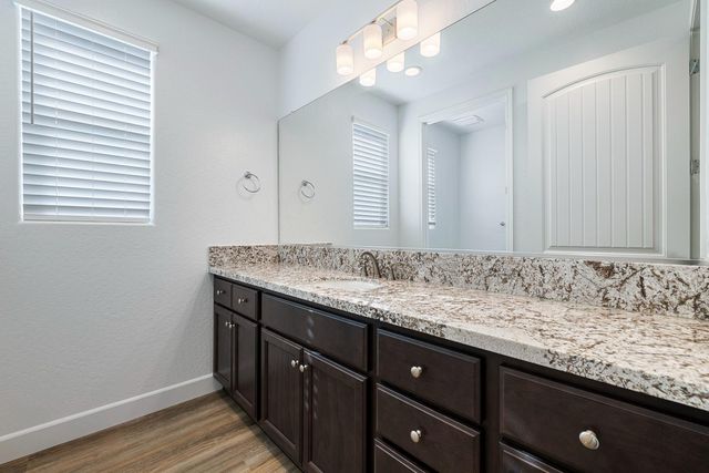 2078 N Laverne Avenue, Fresno, CA 93727