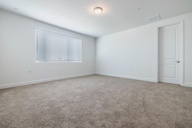 2078 N Laverne Avenue, Fresno, CA 93727