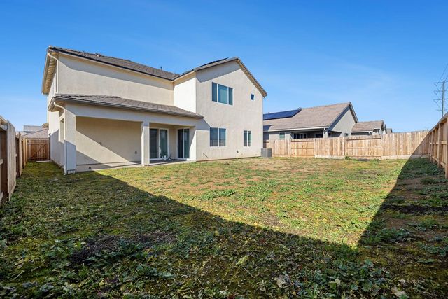 2078 N Laverne Avenue, Fresno, CA 93727