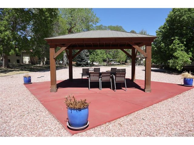 3250 Zephyr Ct, Wheat Ridge, CO 80033
