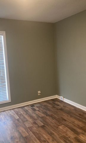 1584 Boxcroft Rd, Clarksville, TN 37042
